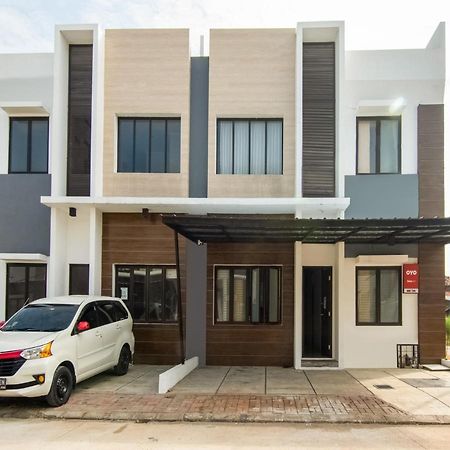 Oyo 3824 Columbus Residence J1 Telukjambe Dış mekan fotoğraf