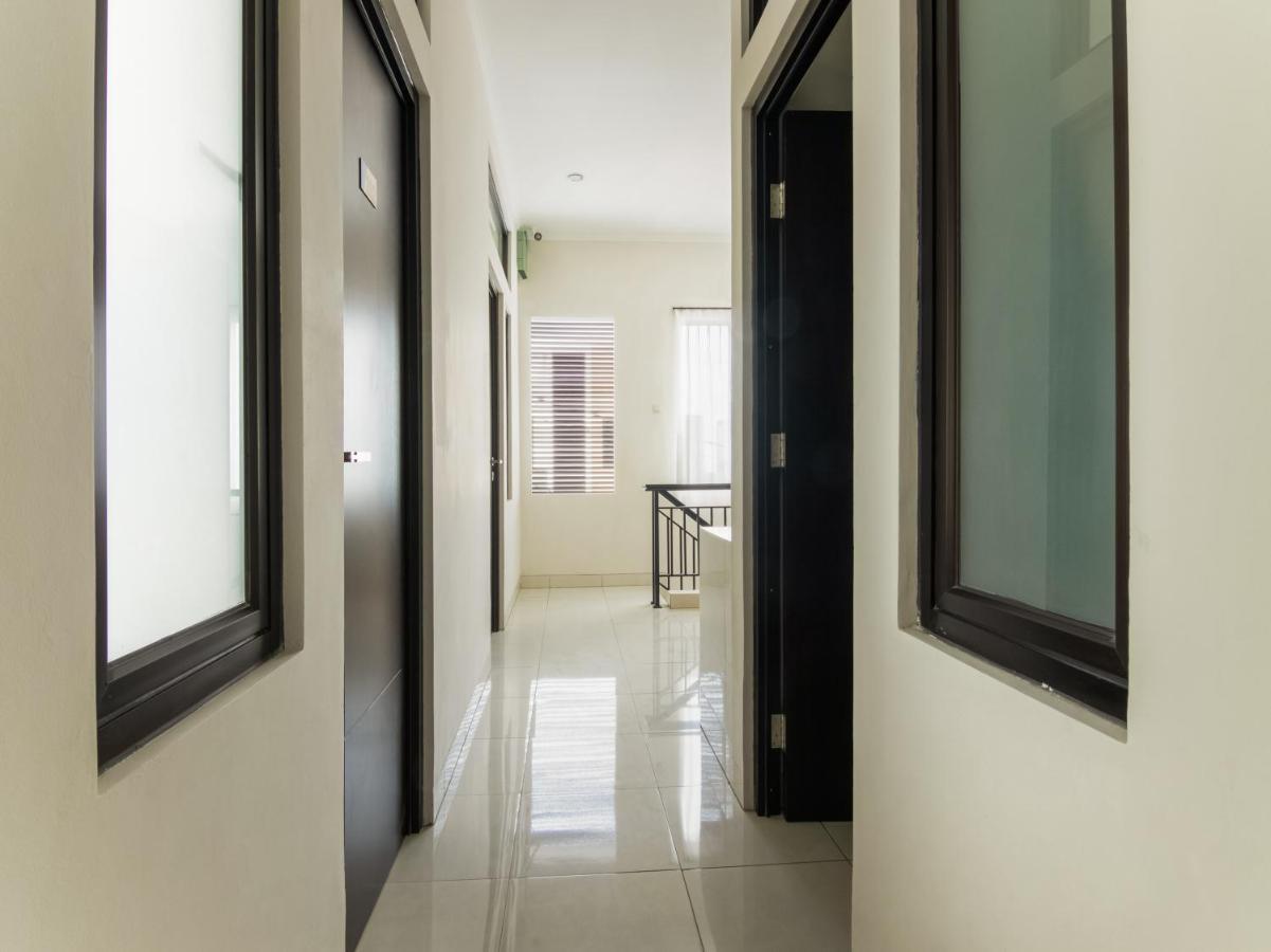 Oyo 3824 Columbus Residence J1 Telukjambe Dış mekan fotoğraf