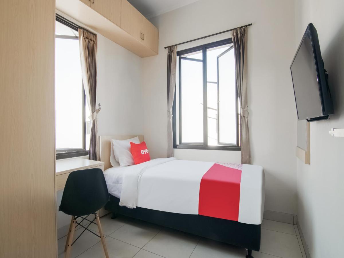 Oyo 3824 Columbus Residence J1 Telukjambe Dış mekan fotoğraf