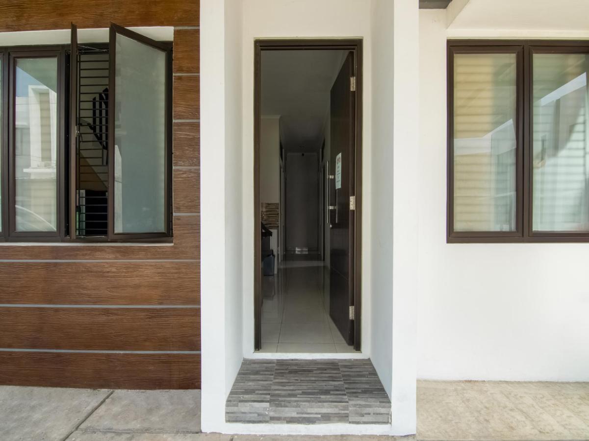 Oyo 3824 Columbus Residence J1 Telukjambe Dış mekan fotoğraf